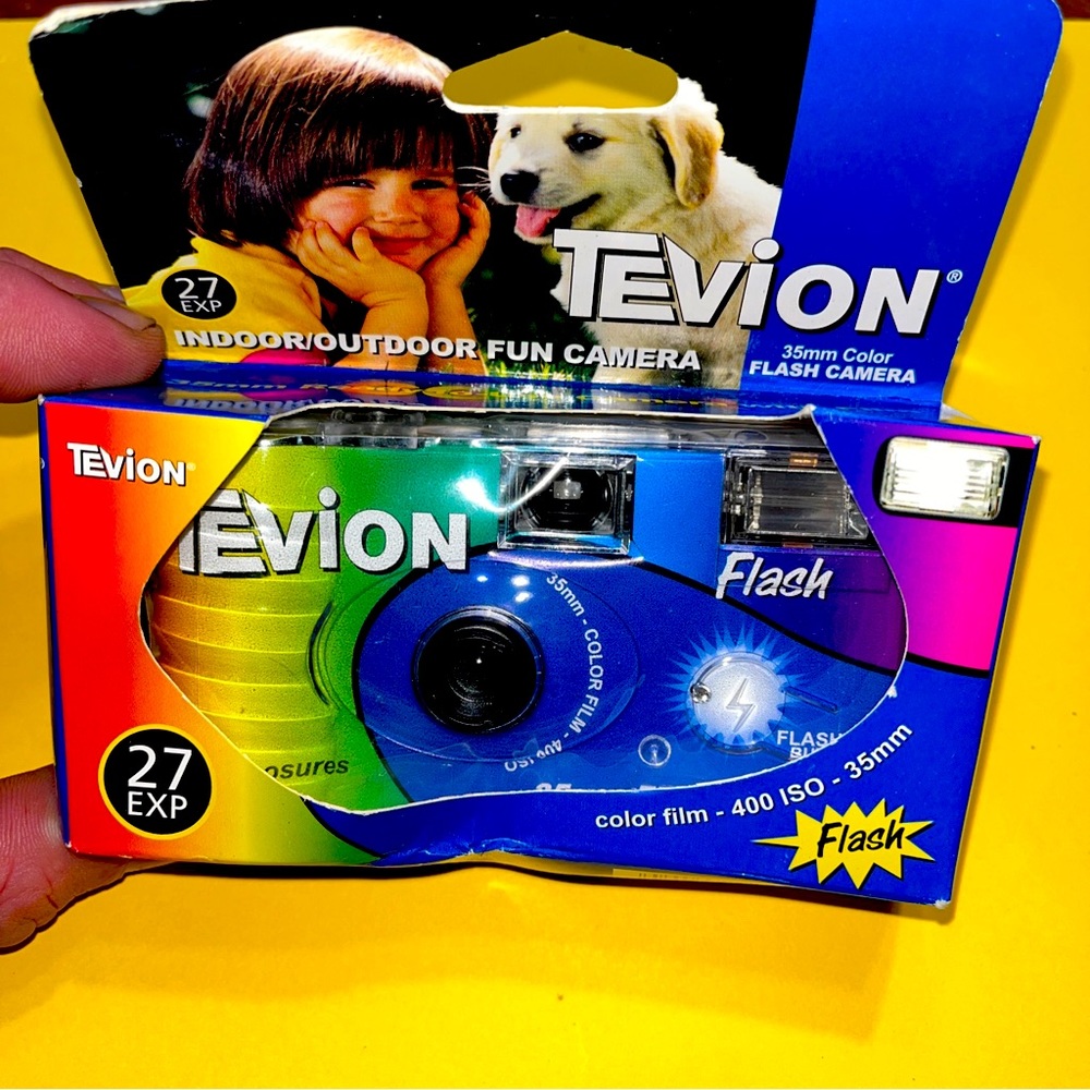 Tevion 35 mm flash disposable camera